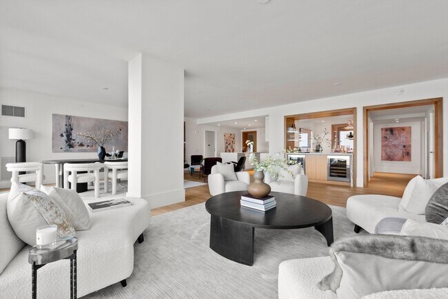 Foto del edificio - 150 Seaport Blvd