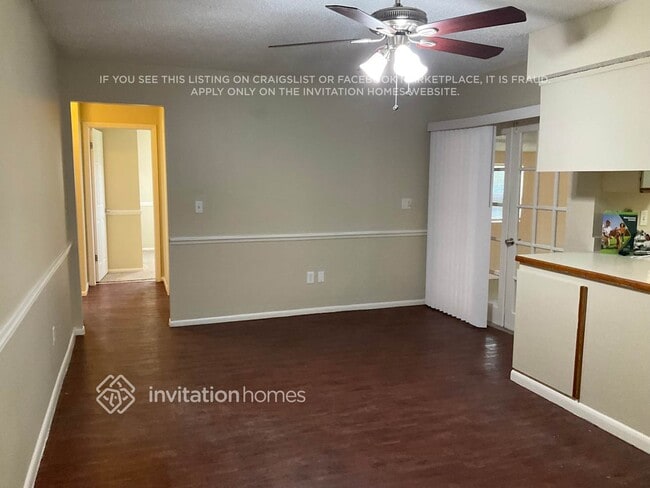 Building Photo - 114 Fairway Ten Dr