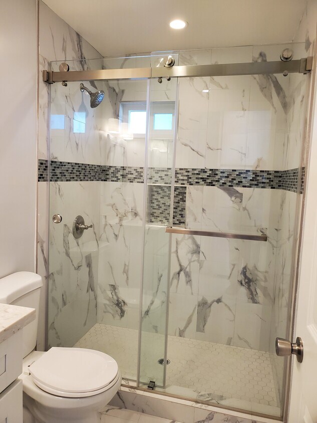 Foto principal - 9712 Cresta Dr