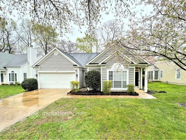 Building Photo - 594 Viking Pl SW