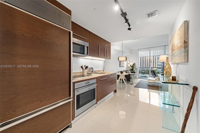 Foto del edificio - 465 Brickell Ave