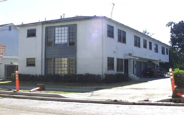 Primary Photo - 641 N Pomona Ave
