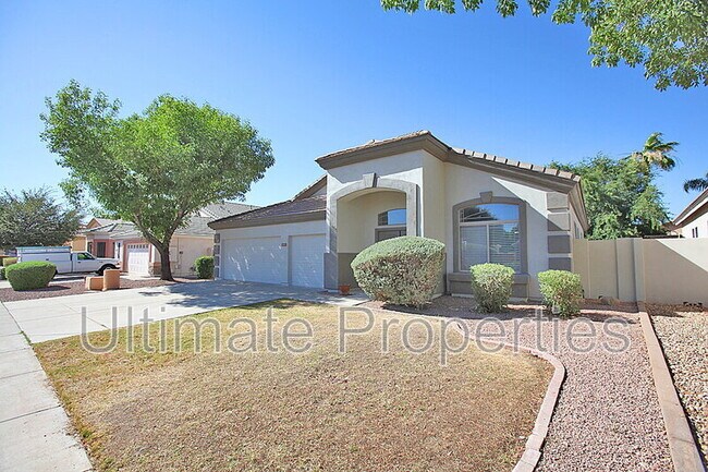 Building Photo - 8010 W Yukon Dr