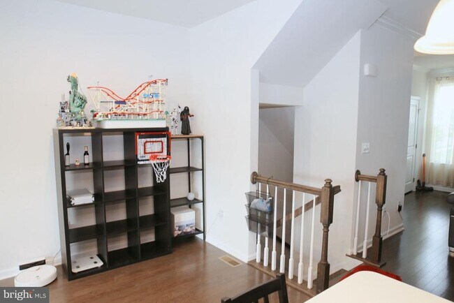Foto del edificio - 502 Holywell Dr