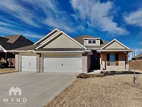 Building Photo - 10825 NW 8th St