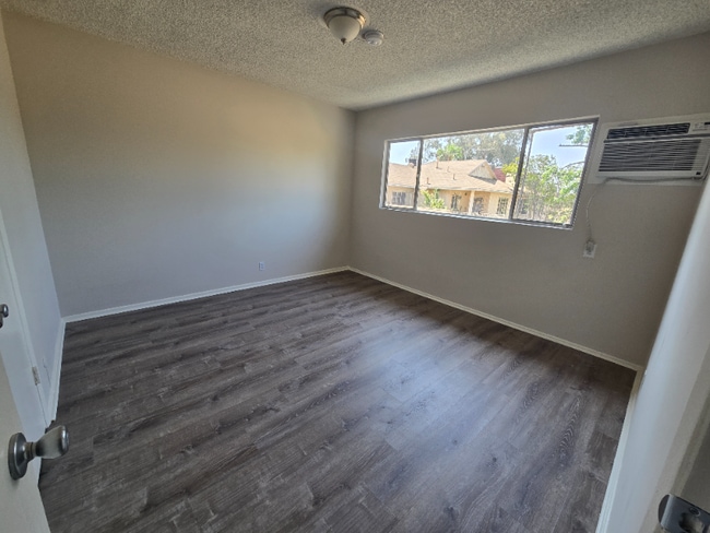 Foto del edificio - 13531 Wyandotte St
