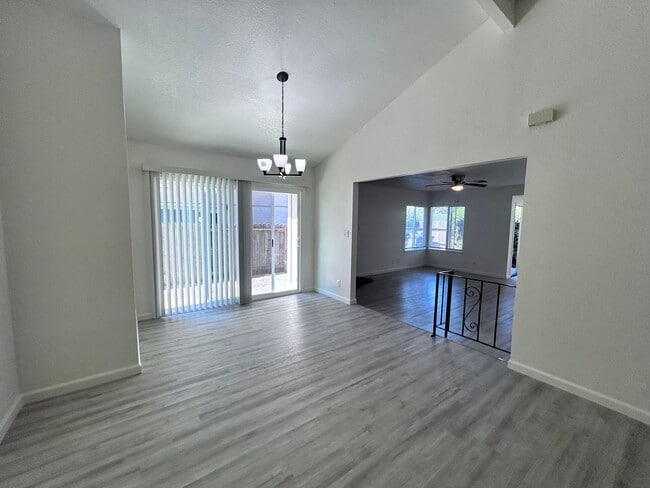 Building Photo - 6962-6964 Crux Drive