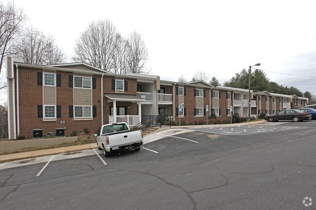 Foto del edificio - Woodcrest Apartments