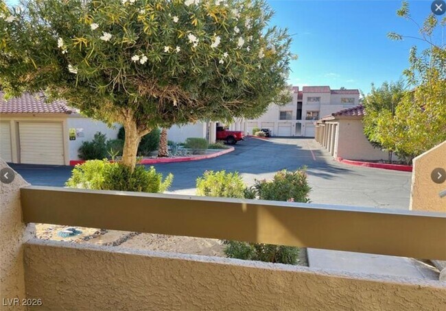 Foto del edificio - 3791 Desert Marina Dr