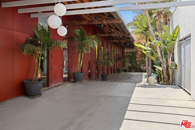 Foto del edificio - 718 N Figueroa St