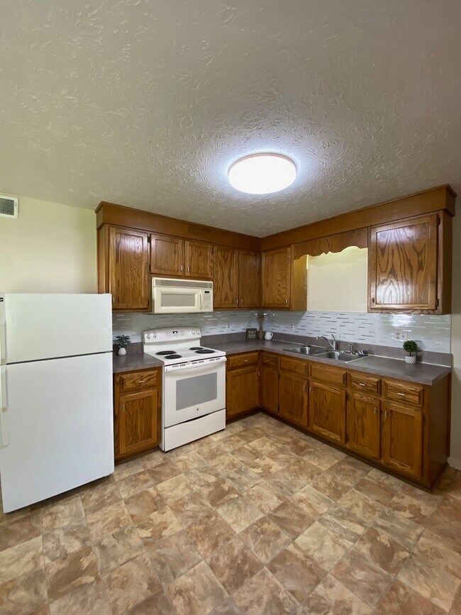 Foto del edificio - 5574 Heather St