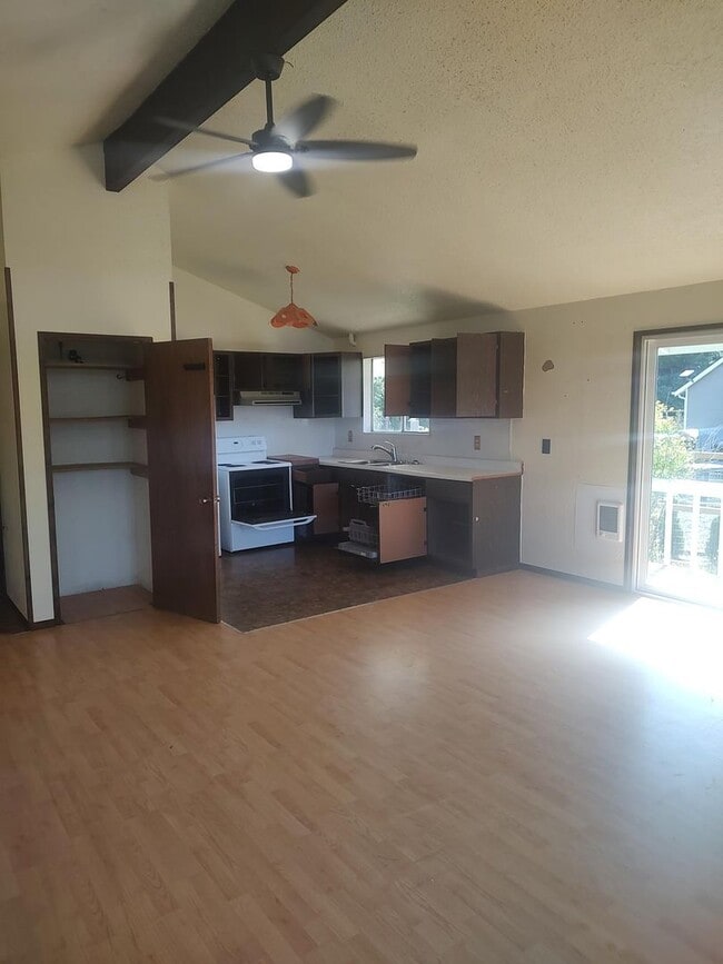Building Photo - 2bd House Located in Ocean Shores