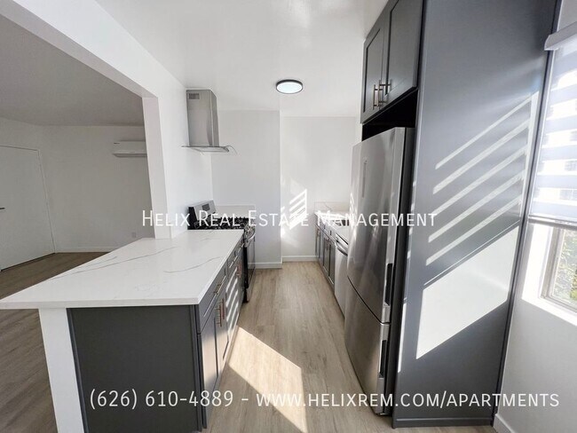 Foto del edificio - 523 E Live Oak Ave