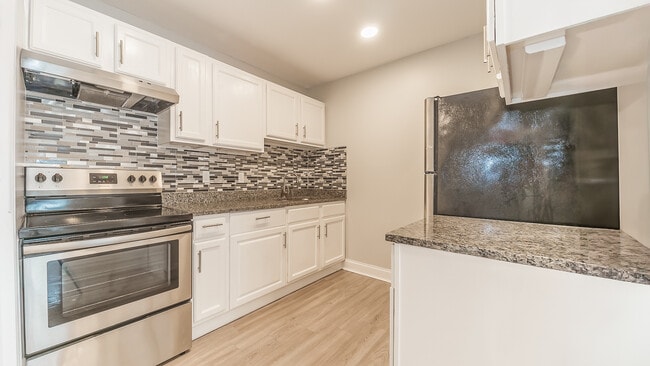Foto del edificio - Crystal Heights Apartments