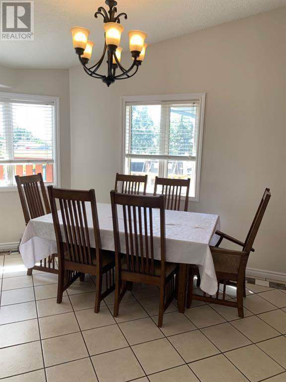 Photo principale - 9321-9369 69 Ave