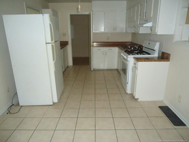 Building Photo - 5071 Chesapeake Rd