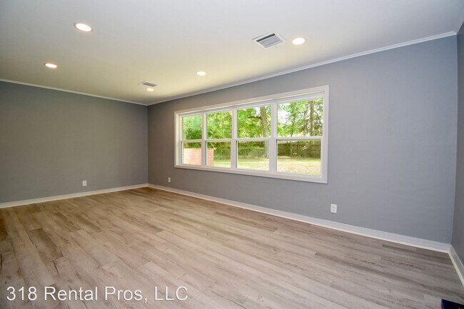 Foto del edificio - 2 br, 1.5 bath House - 1309 Robinette Dr.