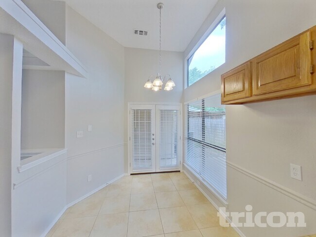 Foto del edificio - 2520 Butterfield Dr