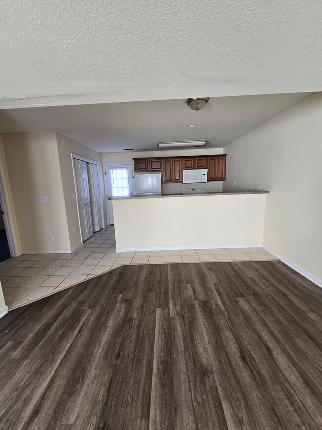 Foto del edificio - 5505-5507-5507 Volunteer Dr