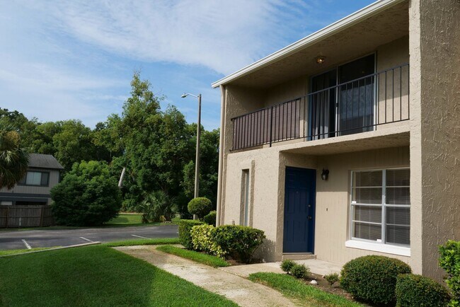 Foto del edificio - Desirable Maitland townhome