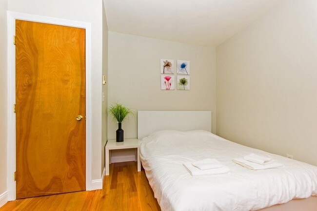 Foto del edificio - 106 Tyler St