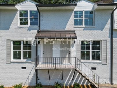 Foto del edificio - 400 Gallery Ln