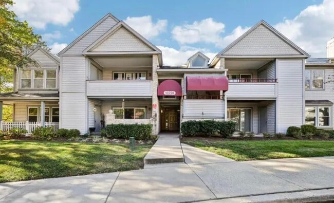 Building Photo - 13700 Modrad Way