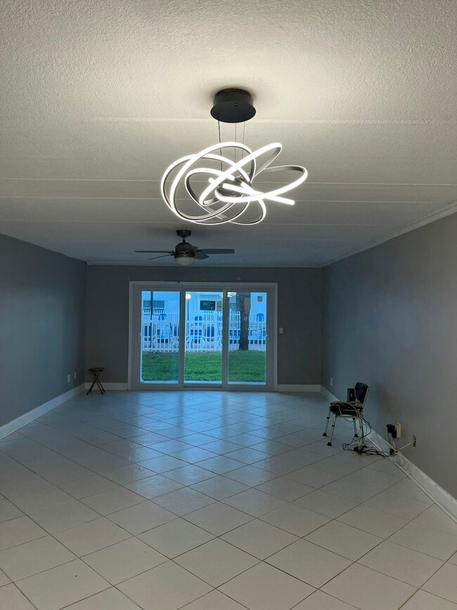 Photo - 1926 Ocean Shore Blvd Apartment