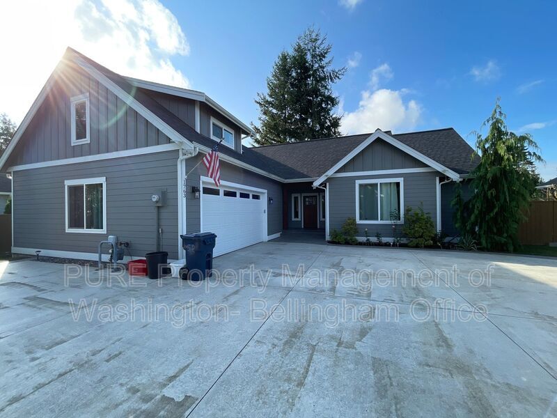 1763 Main St, Lynden, WA 98264 House Rental in Lynden, WA