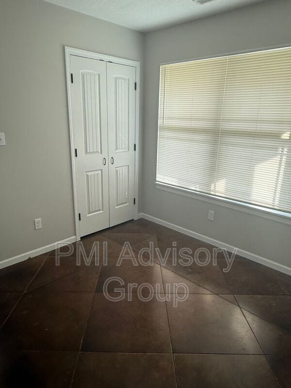 Building Photo - 2721 SE Taurus Ct
