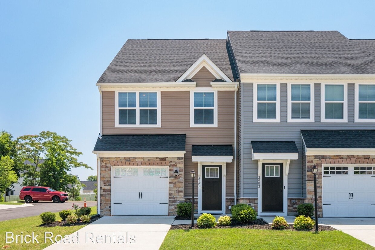 Foto principal - 3 br, 2.5 bath House - 3905 Mary Alice Way