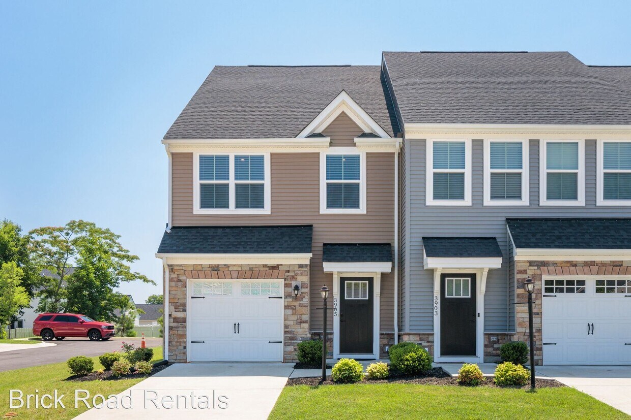 Primary Photo - 3 br, 2.5 bath House - 3905 Mary Alice Way
