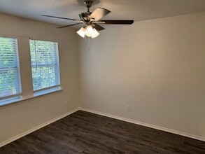 Building Photo - 7509 Creekfall Dr