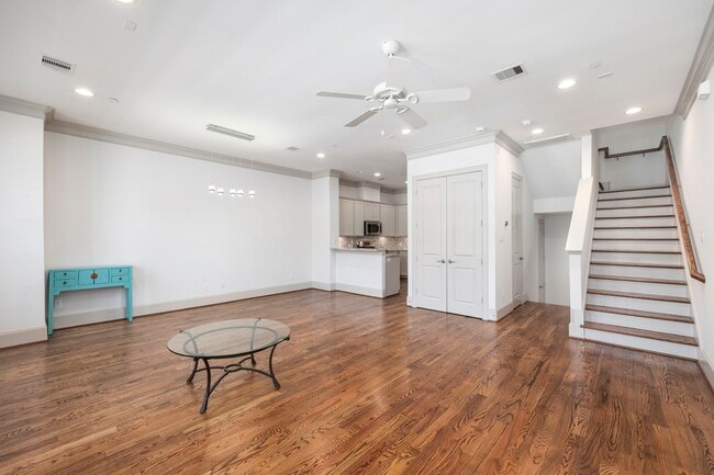 Building Photo - 3302 Audley St