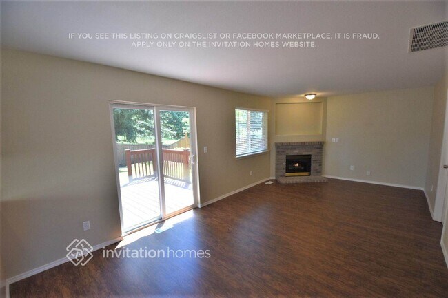 Foto del edificio - 4420 225th St Ct E