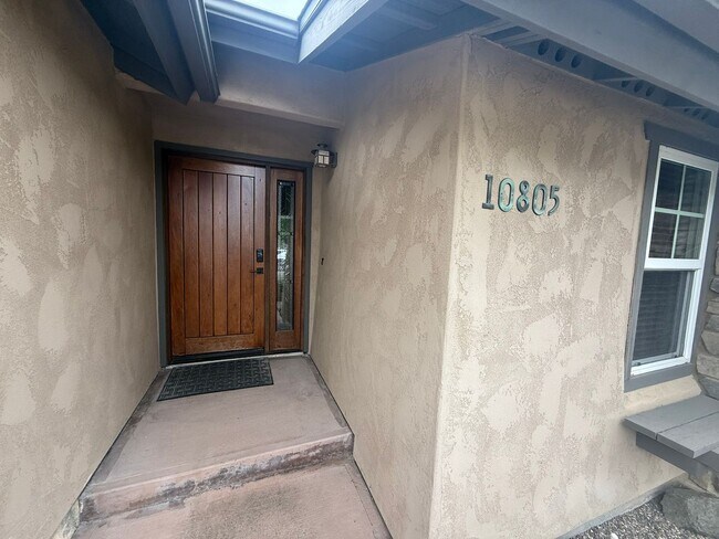 Building Photo - Gorgeous 3BR/2BA HOME in Scripps Ranch w/ 2-CAR GARAGE!
