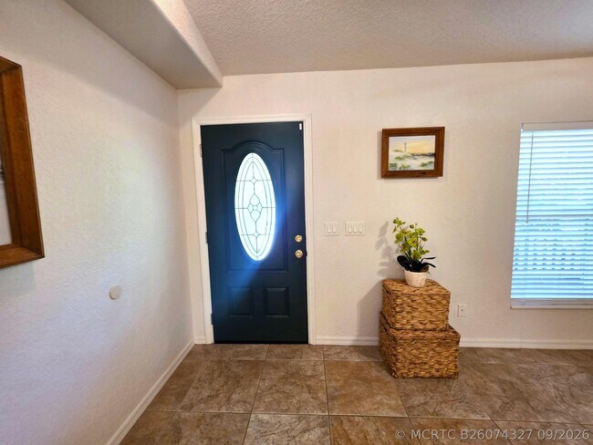 Foto del edificio - 6707 Coquina Ave