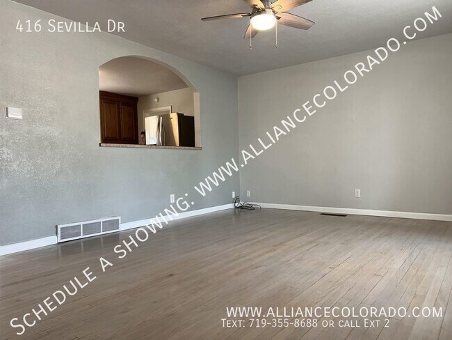 Building Photo - 416 Sevilla Dr
