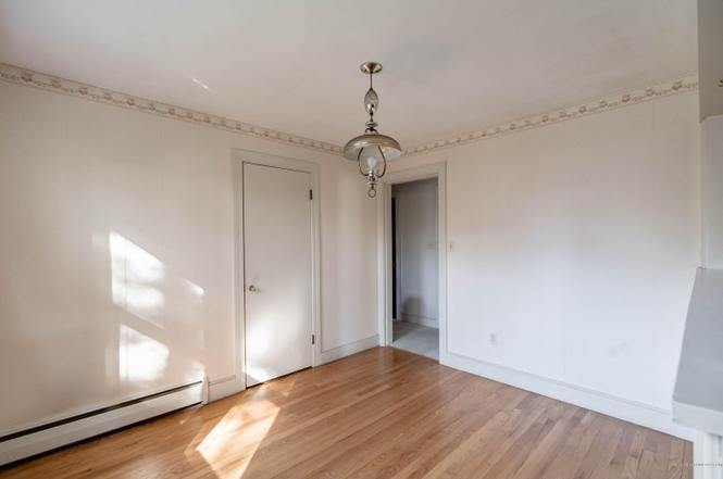 Building Photo - 5 Brookview Terrace