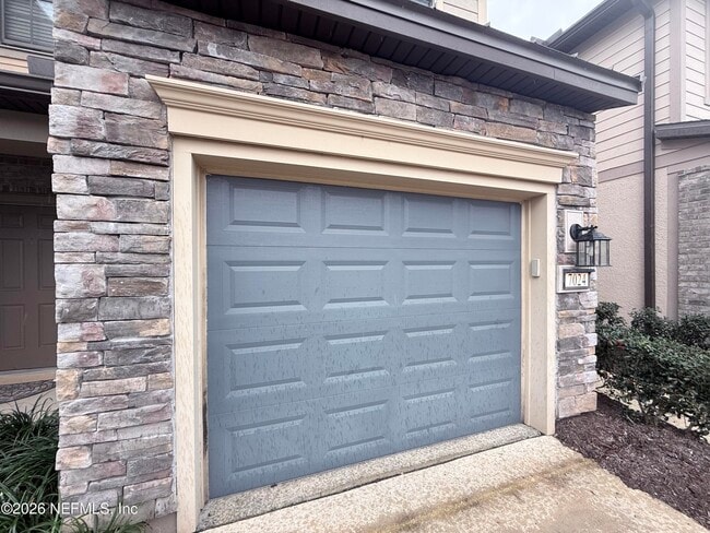 Building Photo - 7024 Butterfly Ct