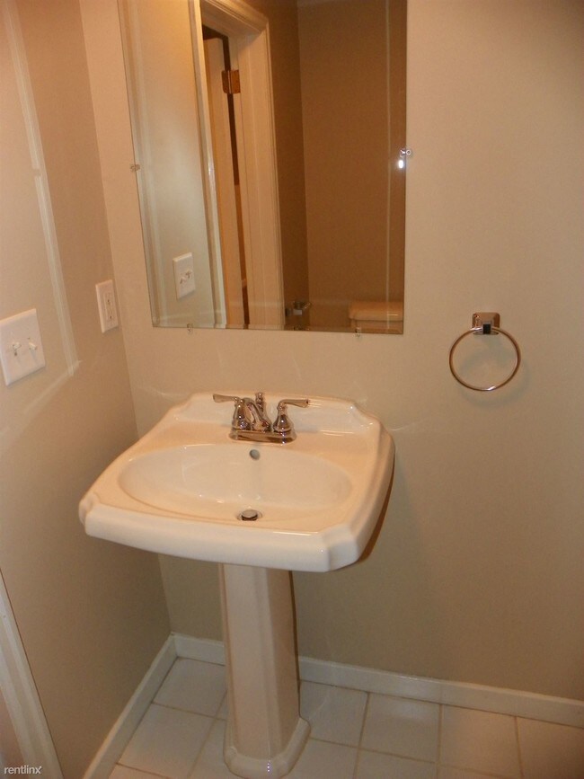 Foto del edificio - 2 br, 1.5 bath House - 810 Concordia Avenue