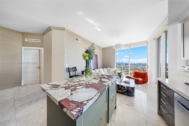 Building Photo - 1745 E Hallandale Beach Blvd