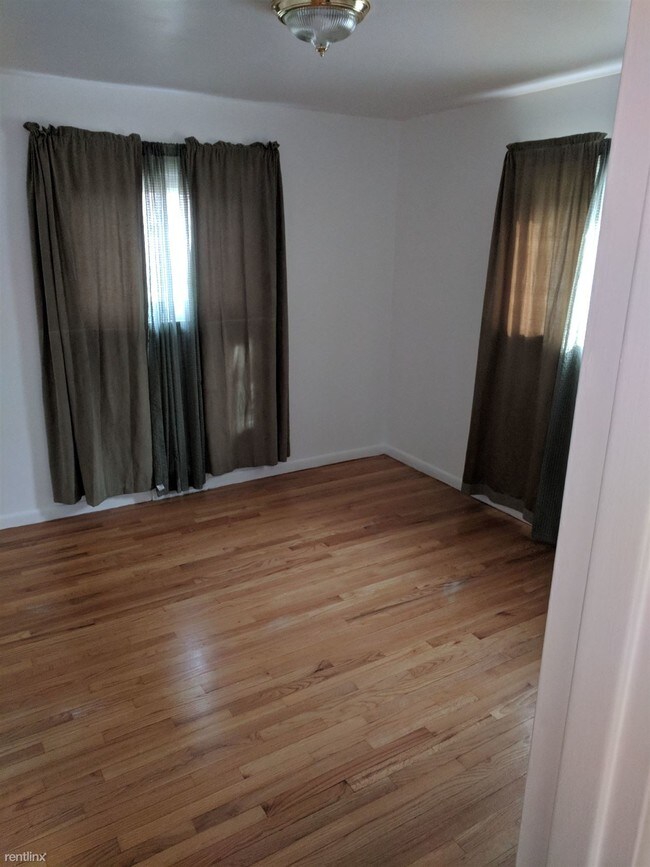 Building Photo - 2 br, 1 bath House - 4780 Matthew St