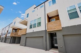 Building Photo - 1510 N Washington Ave