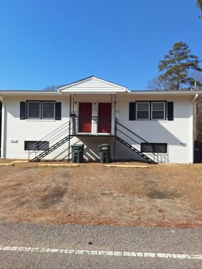 Building Photo - 836 Ridge Rd