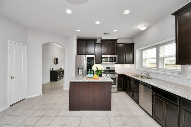 Building Photo - 4405 Jessamine Creek Trl