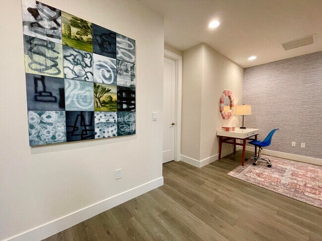 Foto del edificio - 3860 Lambert Ave