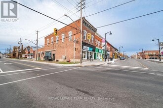 Building Photo - 4 Elgin St W