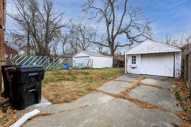 Foto del edificio - 11222 Wayburn St