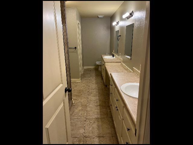 Foto del edificio - 3012 Miracle Hts Cv